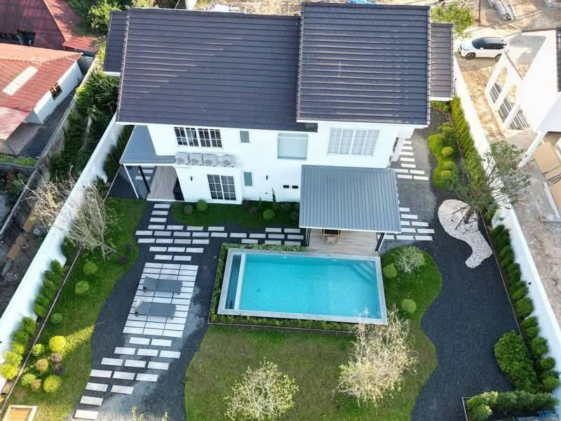 ✨ ให้เช่า Pool Villa หรู 2 ชั้น 4 นอน 5 น้ำ 348 ตรม. ที่ดินกว้าง 213.3 ตรว. เพียง 150,000.-/เดือน (No Pets) 🏊‍♂️ 18