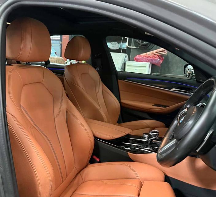 BMW 530e M Sport LCI (G30) ปี 2022ราคา 1,130,000 รูปที่ 8