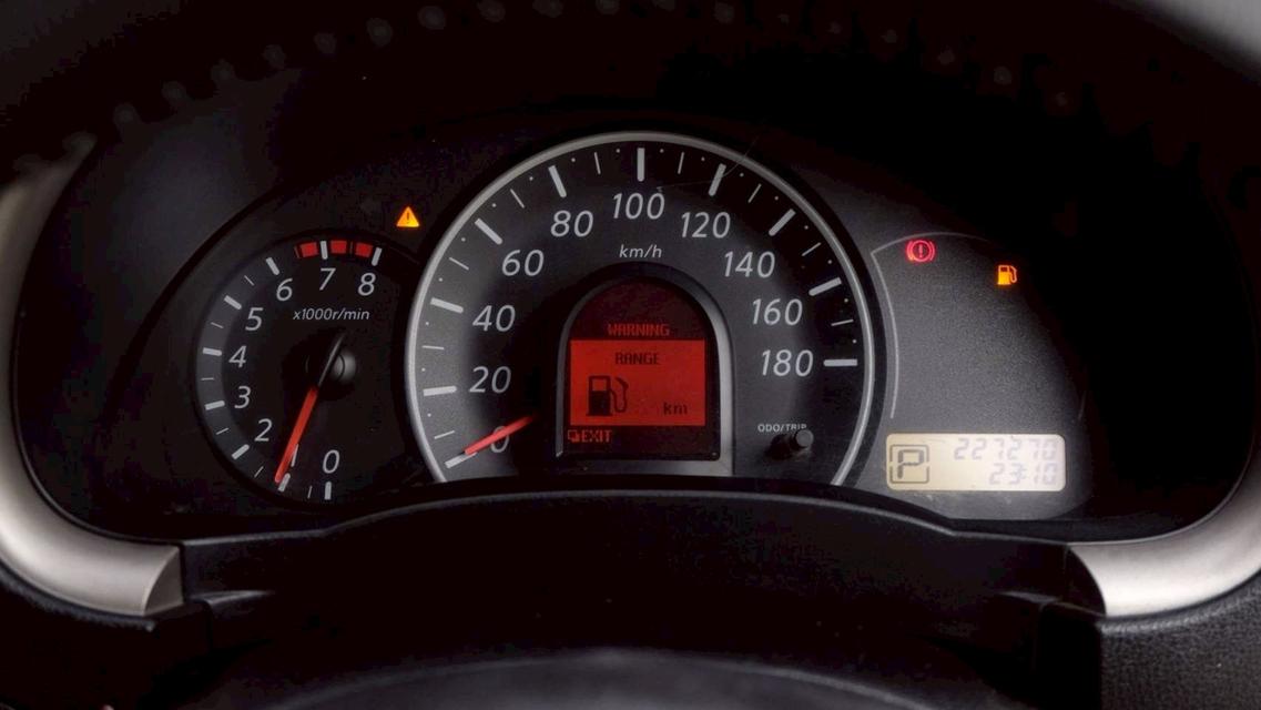 รหัสรถ KN5600 : NISSAN MARCH รุ่น VLAUTO ปี 2011 14