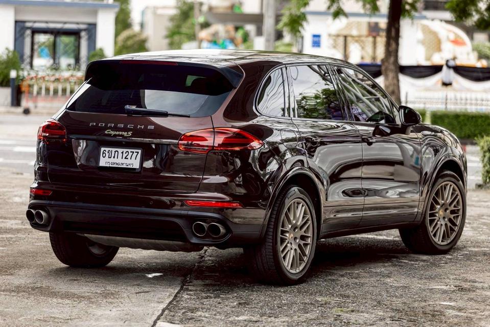 รหัสรถ PR1277 Porsche Cayenne S E-Hybrid Platinium Edition Package (2017)