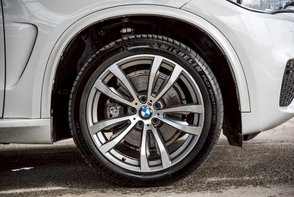 BMW X5 2.0 xDrive40e M Sport AWD F15 AT 2019ไมล์ 122,xxx km. !!! รูปที่ 18