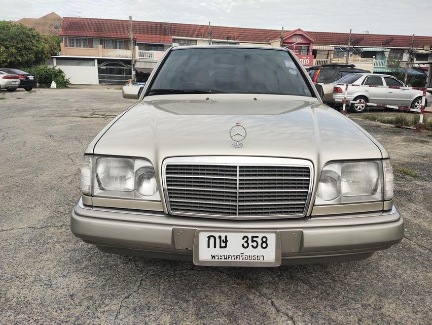MERCEDES BENZ W124 E280