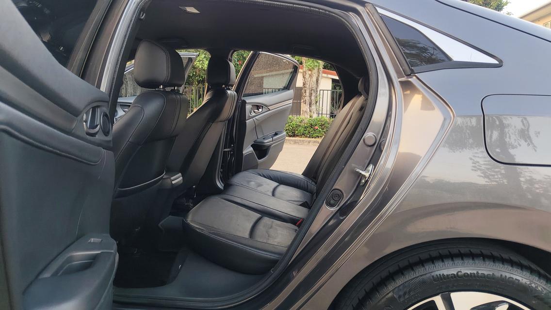 รถยนต์ honda fk ปี 2017 รูปที่ 11