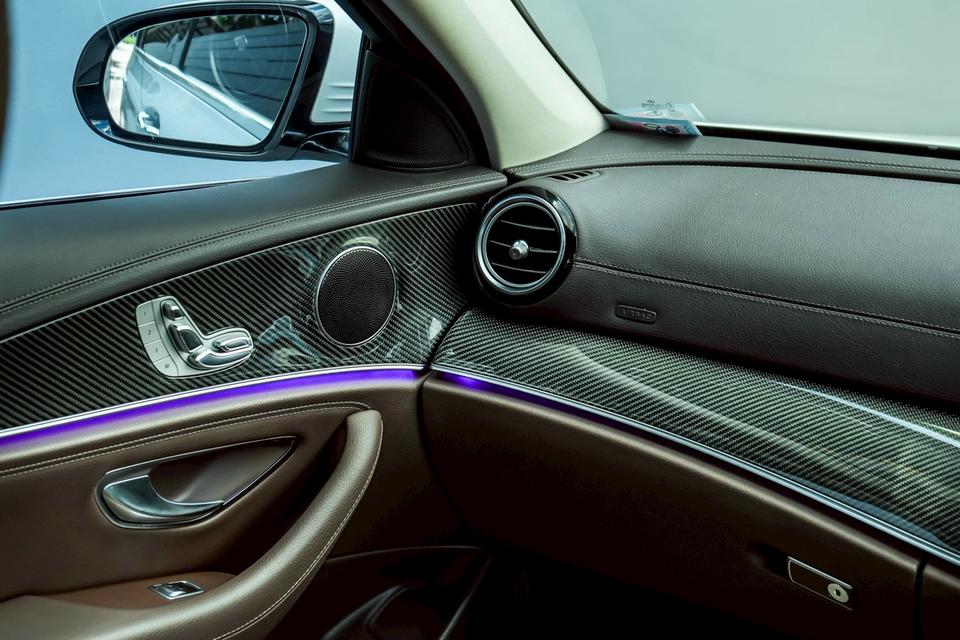Mercedes-Benz E350e 2.0 Exclusive W213 AT 2018 รูปที่ 14