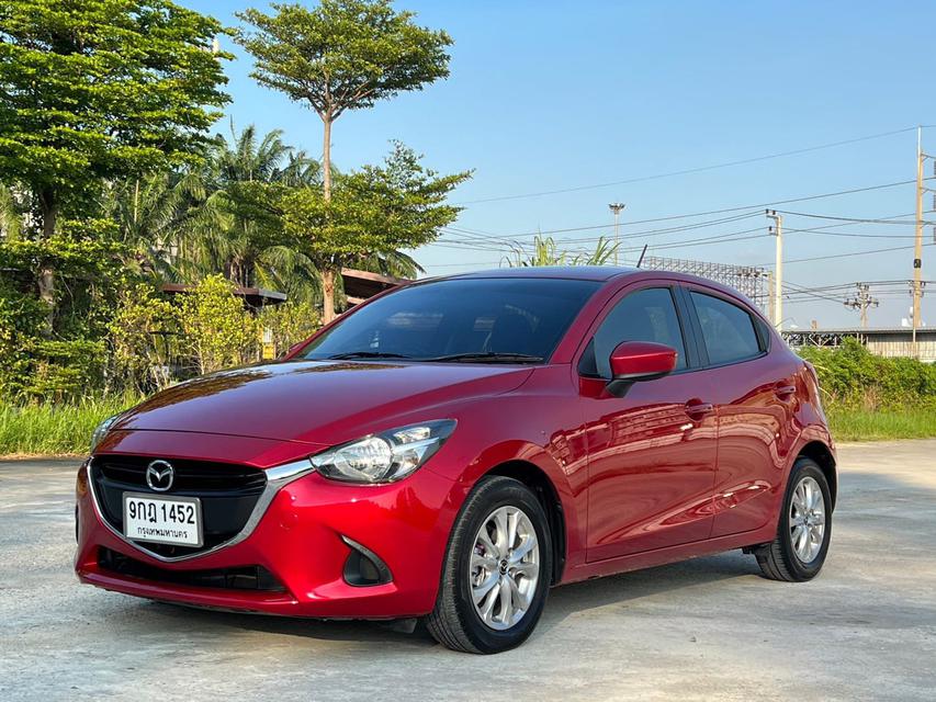 Mazda 2 1.5XD Sport ปี 2015  มือเดียว 141000กม เครื่องดีเซล 2