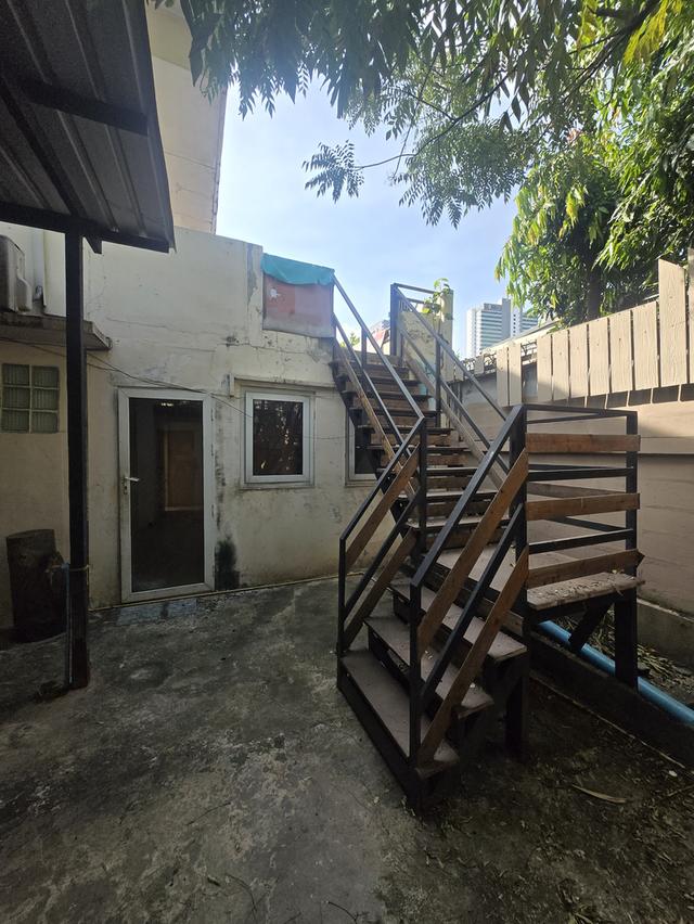 ให้เช่าบ้านสองชั้นที่จอดรถกว้าง ทําเลดี สาทรหลังโรงพยาบาลเซนต์หลุยส์ 7