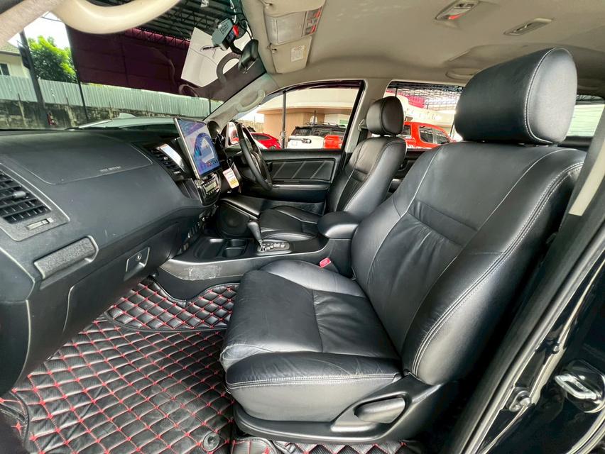 ปี 2015 TOYOTA FORTUNER, 2.5 V VN TURBO 7