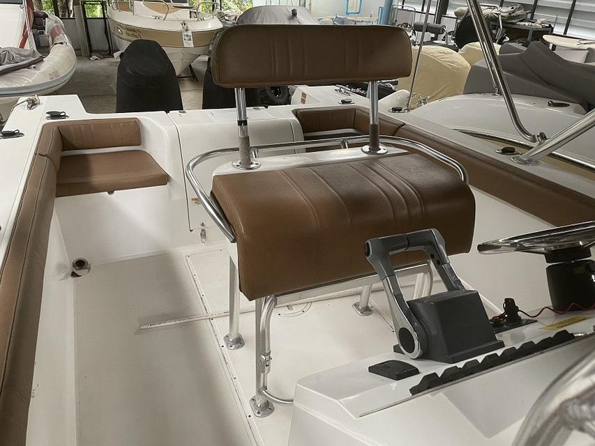 AL DHAEN 240 SPORT FISHER BOAT 2