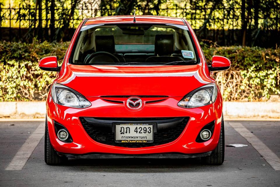 Mazda 2 1.5 Groove Sedan ปี 2010 สีแดง มืเดียวป้ายแดง เกียร์ออโต้ 3