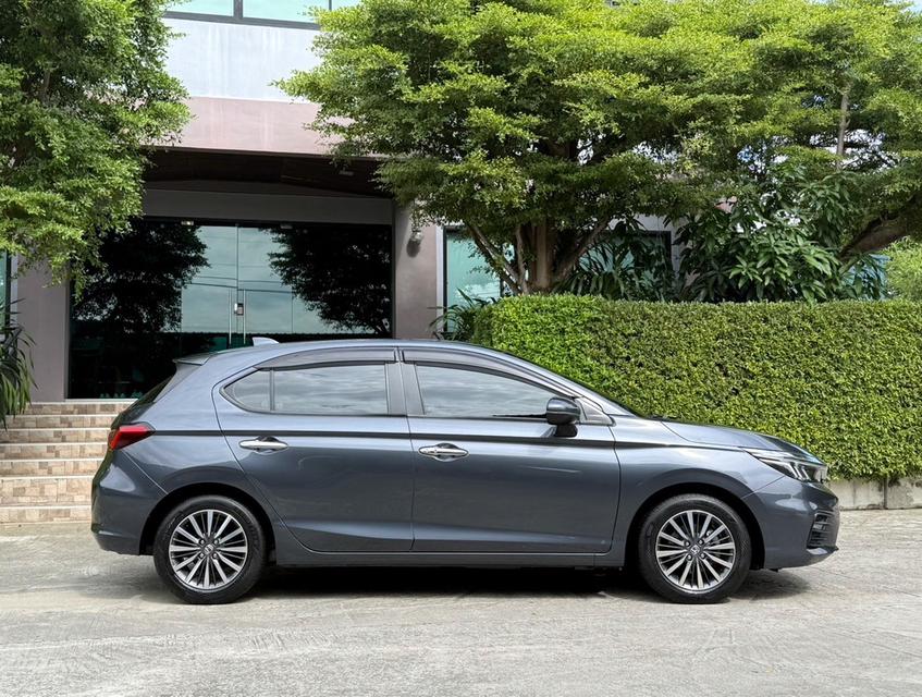 2023 HONDA CITY 1.0 TURBO SV รถมือเดียวออกป้ายแดง สภาพป้ายแดง วิ่งน้อยเพียง 18,000 กม รถไม่เคยมีอุบัติเหตุครับ
