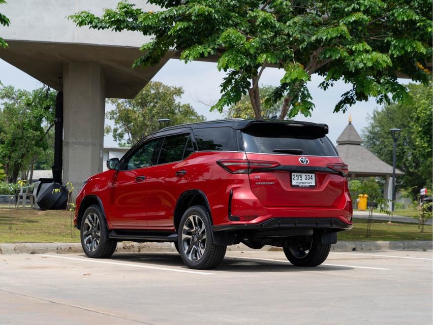 Toyota Fortuner 2.8 Legender 4WD ปี : 2021