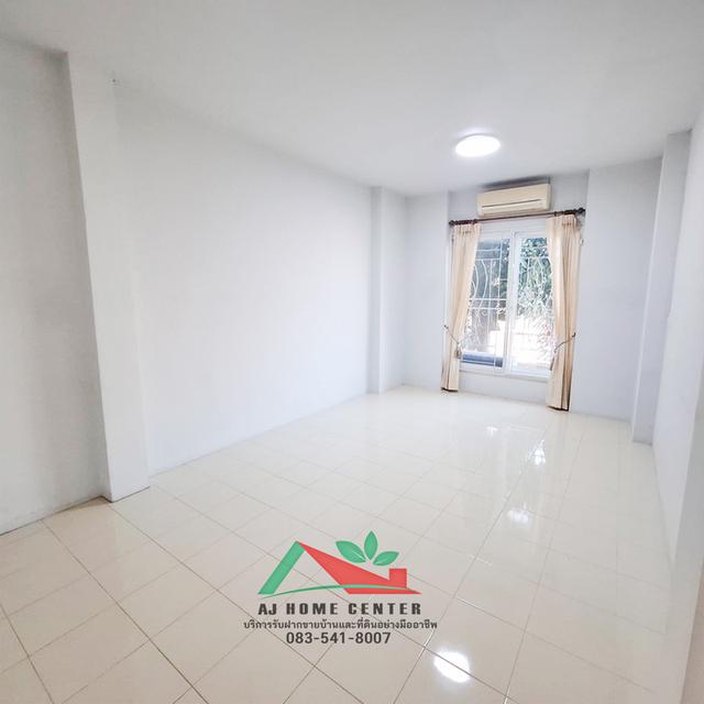 ขายบ้านแฝด38.4ตรว. ม.นันทวัน10 ซ.เลียบวารี37 บ้านเปล่า สภาพดี ยินดีรับผ่อนตรง 7