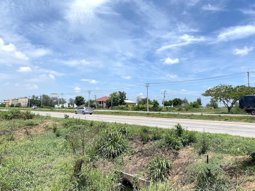 ขายที่ดิน 6 ไร่ ติดถนนสาย 347 ใกล้ถนนสายเอเชีย ทางต่างระดับบางปะหัน พระนครศรีอยุธยา 081 336 9775 9