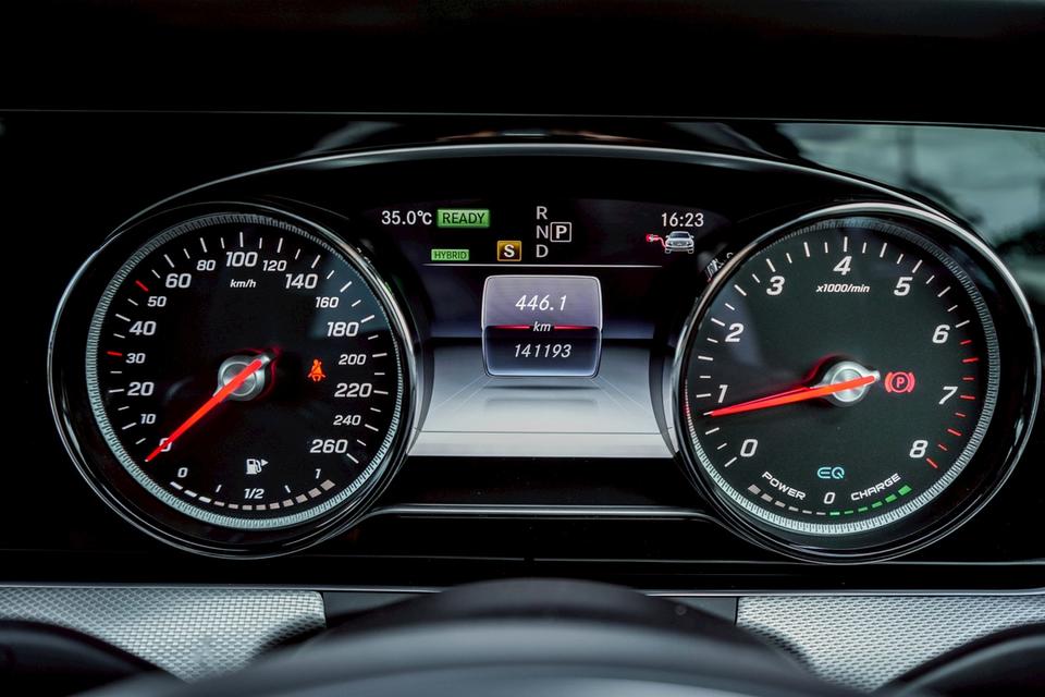 รหัสรถ CBL2782 Mercedes-Benz E350e Avantgarde W213 AT 2018 16