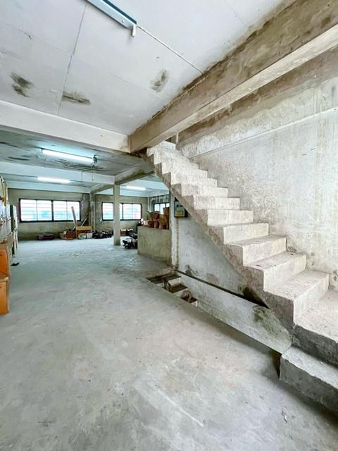 เซ็นทรัล ปิ่นเกล้า 1กม. ให้เช่าอาคาร 2คูหา 4.5ชั้น หลังมุม 68ตร.วา. MRTสิรินธร2กม. 1,060ตร.ม. โชว์รูม ถ.บรมราชชนนี-สิริน 7