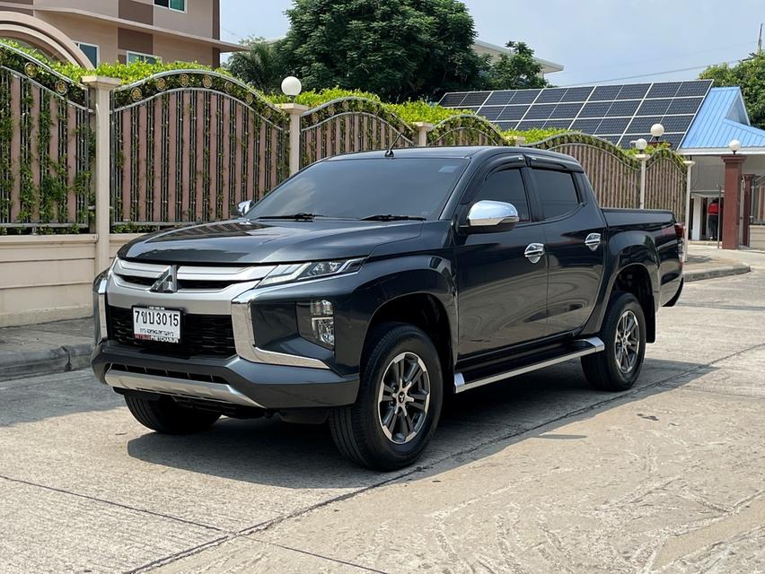 MITSUBISHI TRITON DOUBLE CAB 2.4 GLS PLUS ปี 2021 สภาพนางฟ้า