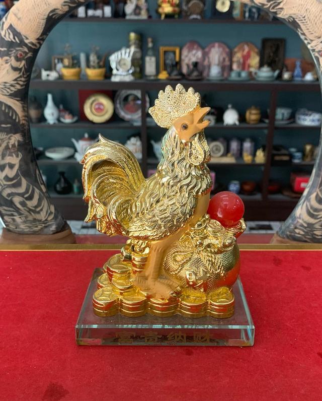 ไก่เหยียบเงิน ฐานแก้ว 5