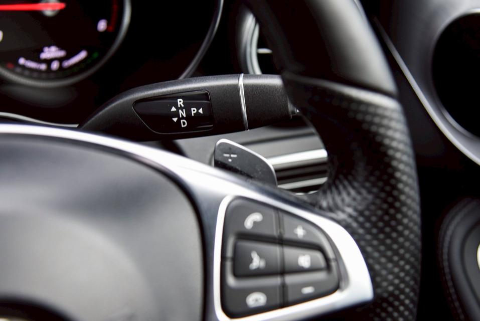 รหัสรถ CBL3968 -Benz C300 BLUETECHYBRID AMG W205 AT 2015 18