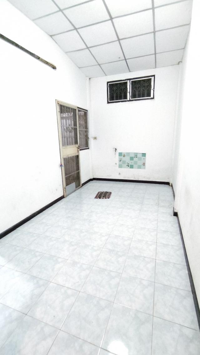 ขายทาวน์เฮาส์ ใจกลางนิคม 304 ปราจีนบุรี 4