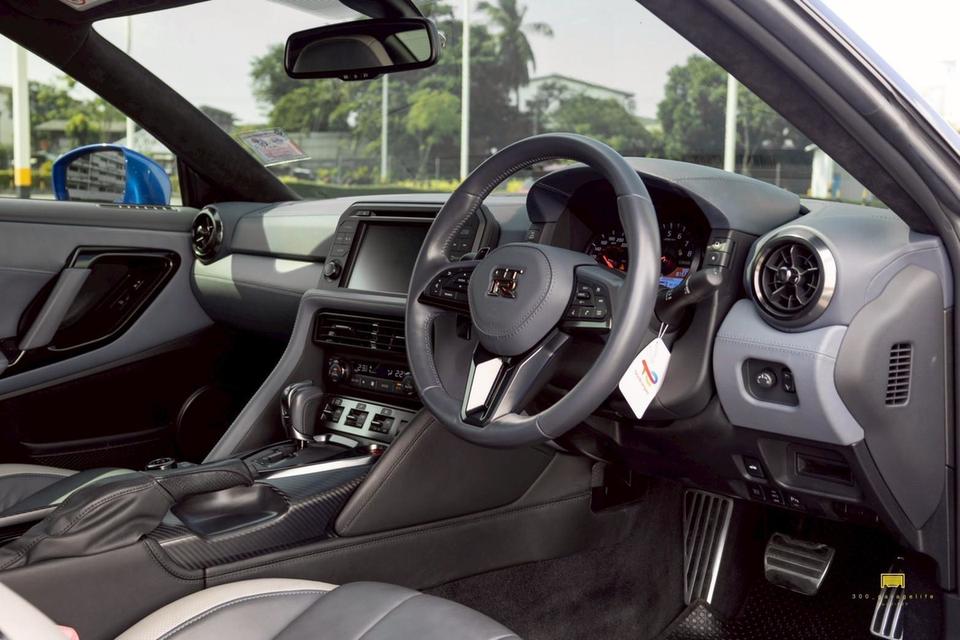 NISSAN GT-R R35 2019 – 50th รูปที่ 6