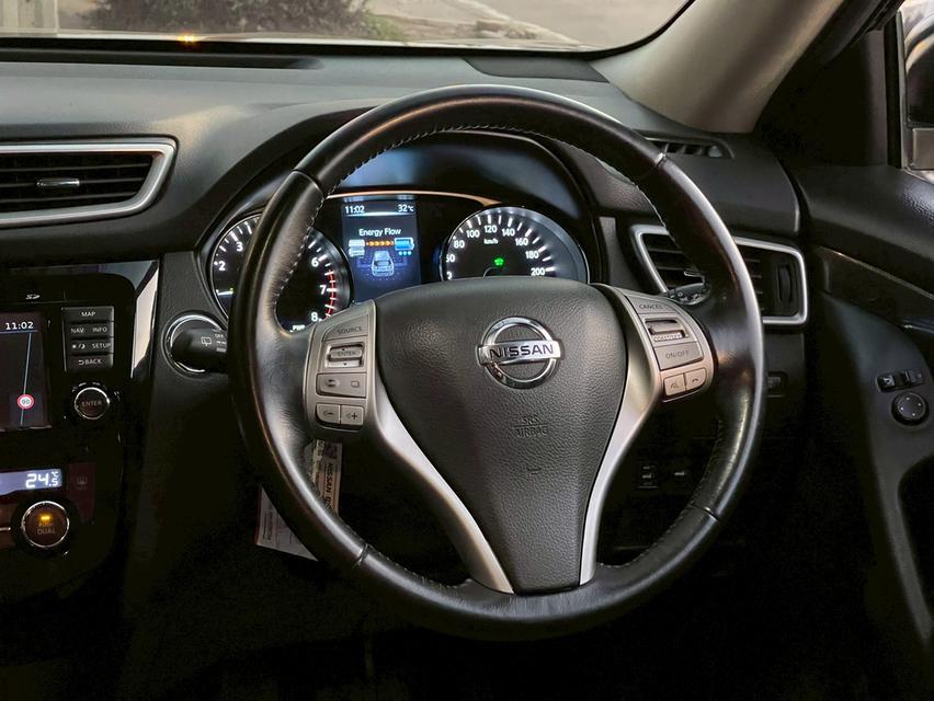 รหัสรถ PJP2444 2016 NISSAN X-Trail 2.0 V Hybrid 4WD 11