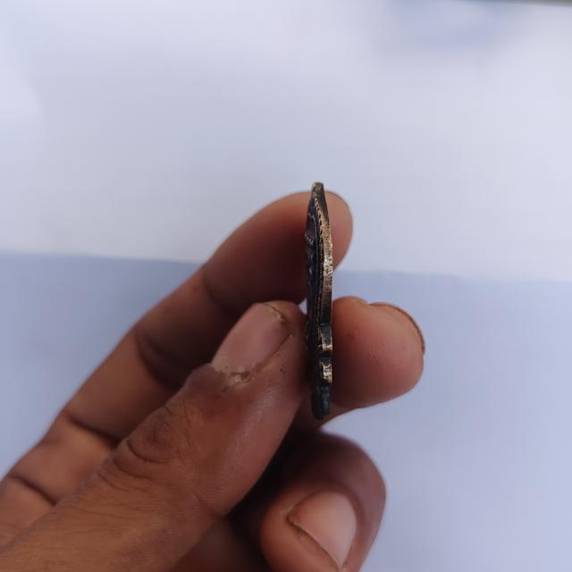 พระเครื่อง เครื่องราง รูปที่ 2