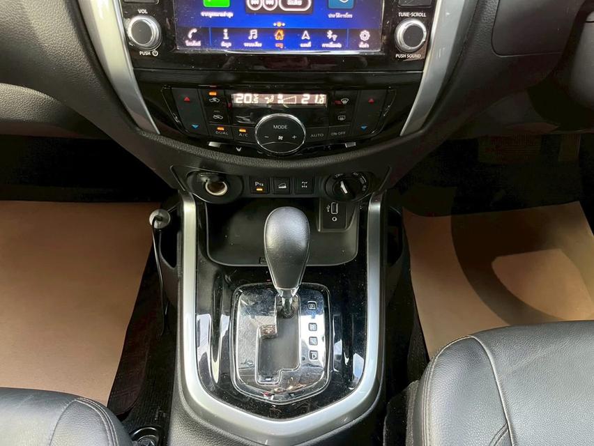 รถ NISSAN NAVARA 4ประตู ตัว TOP รุ่น VL 4WD CALIBRE  เครื่อง2.3cc.AUTO ปี 2021   9