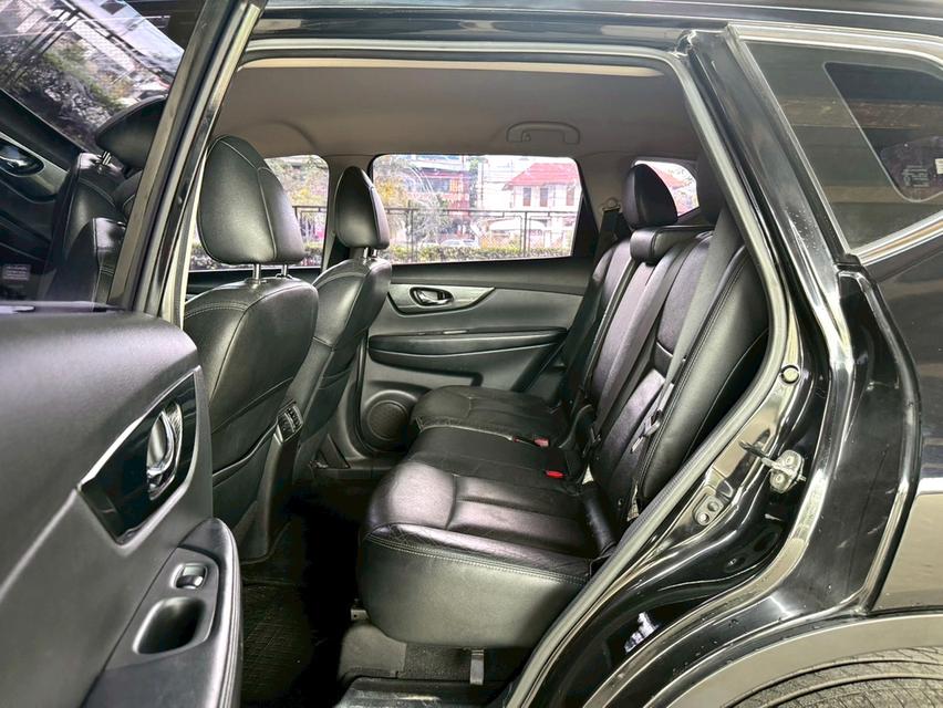 ขายรถ nissan  X-Trail 2.0V 4WD ปี 2016 สีดำ เกียร์ออโต้ รูปที่ 13