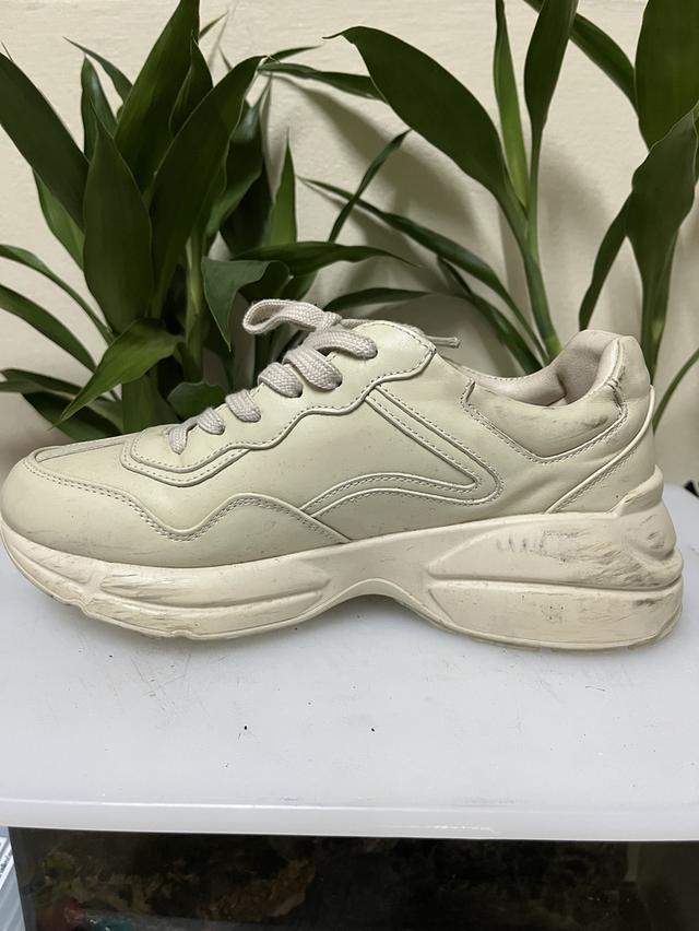 รองเท้ามือสองเกรดA ราคาถูกสุดๆ 2