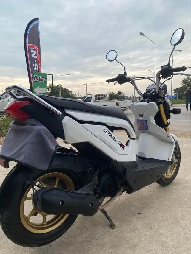 รีบขาย Honda Zoomer X จังหวัด นนทบุรี 4