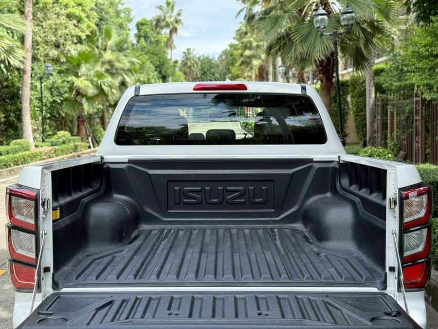 รหัสรถ PJP8084 2024 ISUZU D-MAX 1.9 Z X-Series Hi-Lander AT 16