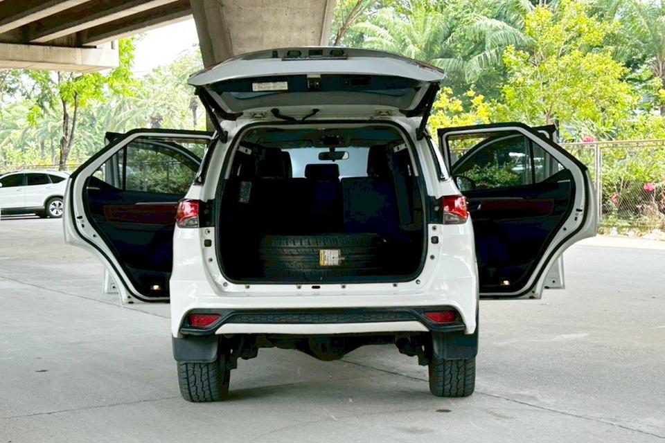 Toyota Fortuner 2.8 TRD Sportivo 2WD AT ปี 2018 รูปที่ 8