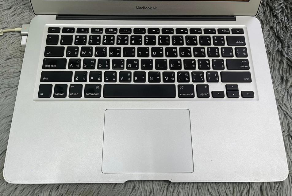 MacBook Air {2014} 2