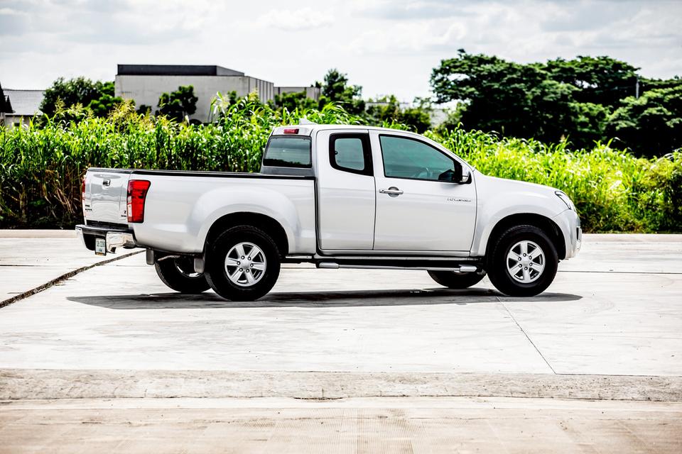 Isuzu D-Max Hi-Lander Cab 2.5 VGS Z ท๊อปปี2015 เกียร์ธรรมดา สีเทา