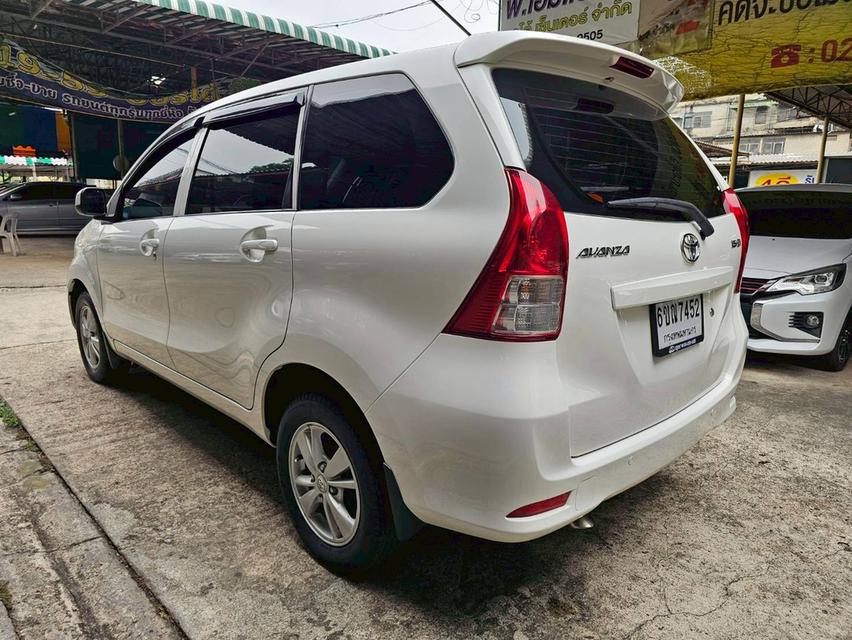 TOYOTA NEW AVANZA 1.5 G ปี 15 AT