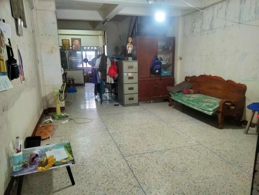 บ้านทาวน์เฮ้าส์ 2 ชั้น 4