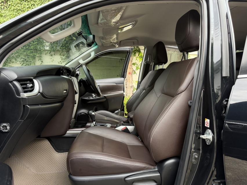 #toyota #fortunerTOYOTA FORTUNER 2.4 ขับ 2 ปี 15 สีดำ ประวัติศูนย์ ประกันชั้น1 เหลือถึงสิ้น รูปที่ 13
