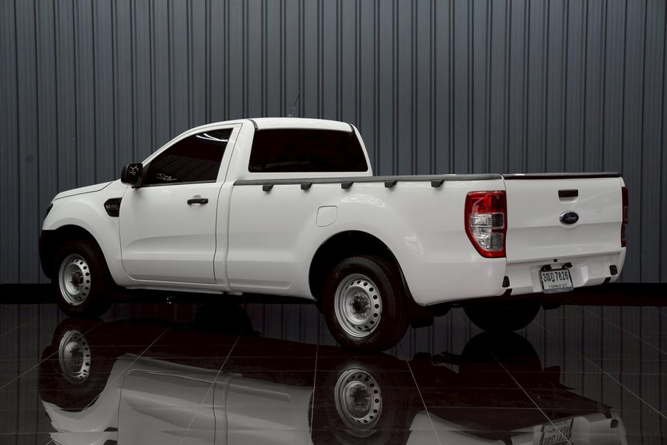 FORD RANGER Standard Cab 2.2 XL MT ปี 2021 สี ขาว