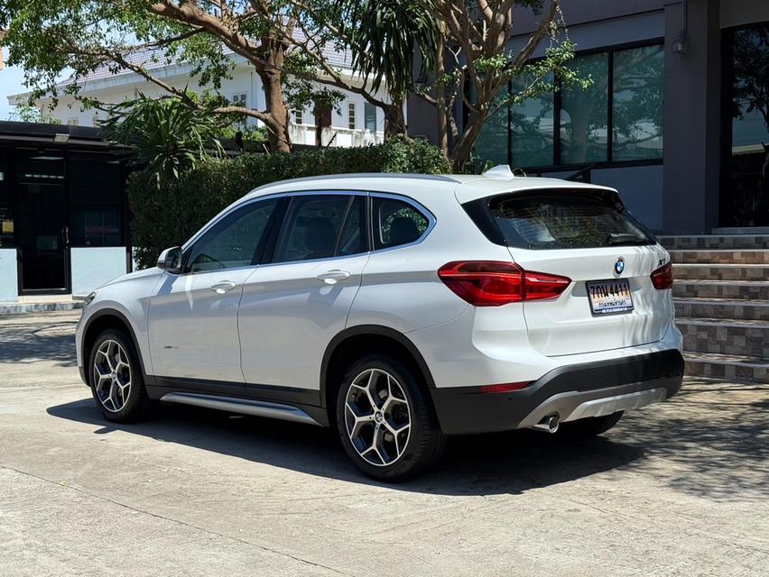 2017 BMW X1 18D XLINE รถมือเดียวออกป้ายแดง รถวิ่งน้อย เข้าศูนย์ทุกระยะ ไม่เคยมีอุบัติเหตุครับ 6