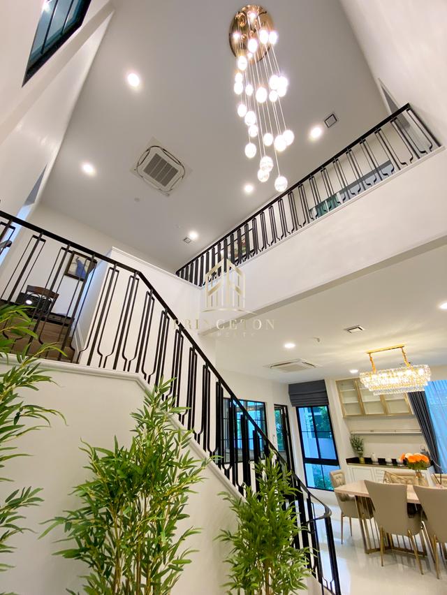Luxury House For Sale or Rent Nantawan Rama 9 New Krungthep Kreetha 9