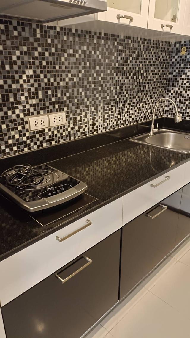 Condo for rent at The Link 5 Sukhumvit 50, walk to BTS On Nut and Lotus, near expressway. Ideal for convenient urban living. 7