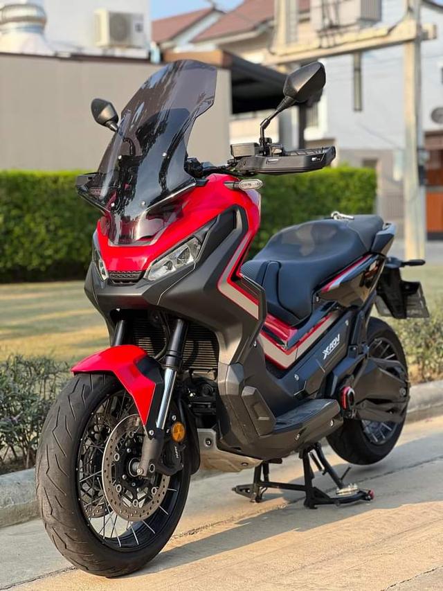 Honda X-ADV สีแดง 1