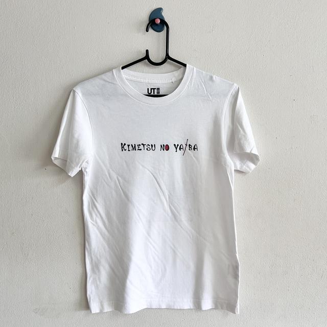 ยุนิXXSเสื้อยืดชายสีขาวลายการ์ตูน