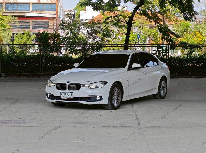 BMW 320i Luxury F30 ปี 2015 / 2018 รูปย่อยที่ 2