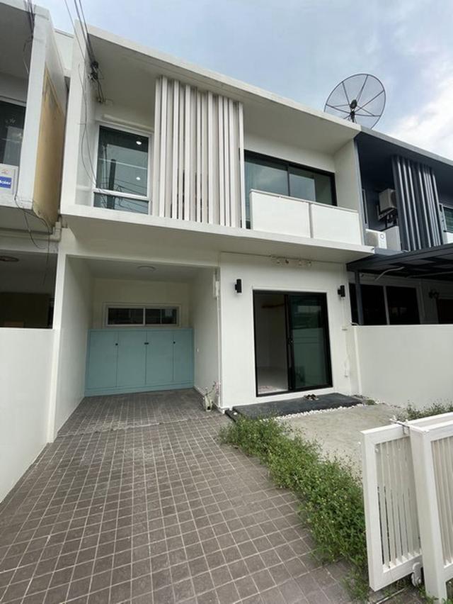 ขาย บ้าน หมู่บ้าน เดอะ แพลนท์ ซิตี้ ลาดพร้าว71 The Plant Citi หันหน้าทิศเหนือ เหมาะอยู่อาศัย