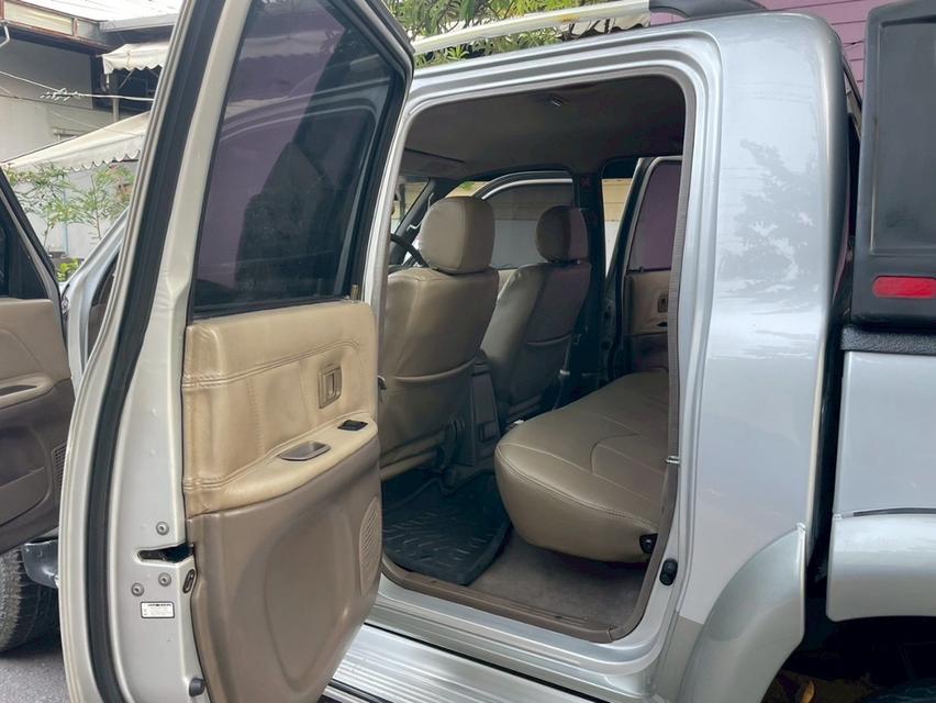 ออโต้ Toyota sport cruiser 2.5 at 2003  ขาย 158,000.-   เอกสารครบ  จอดมีนบุรี กทม   สอบถาม  0853375537 เอ 11