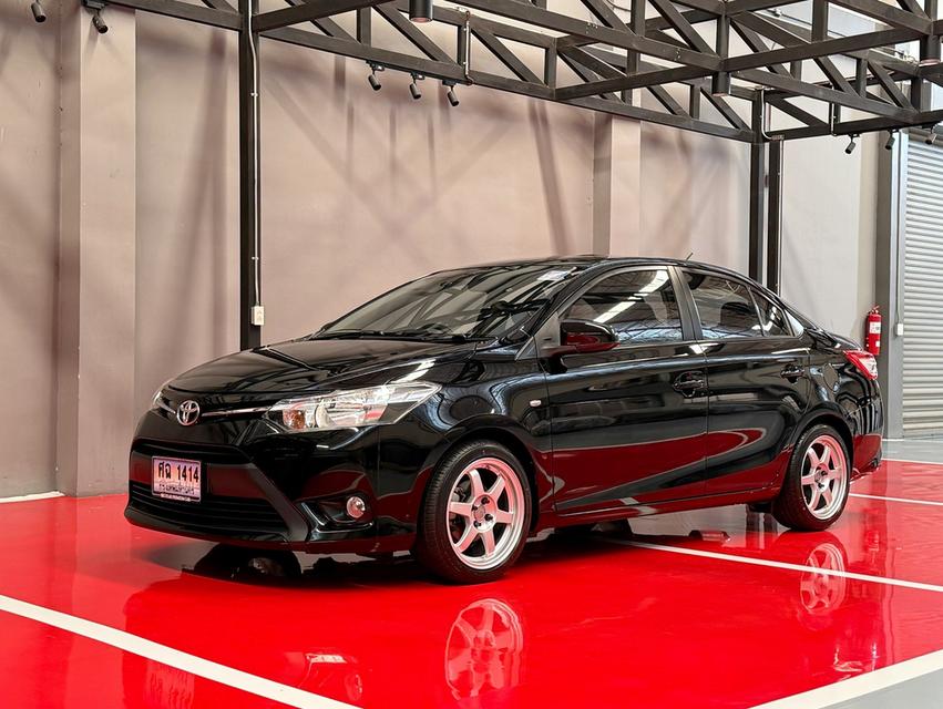 2016 TOYOTA VIOS 1.5 E รถมือเดียวออกป้ายแดง สภาพป้ายแดง รถวิ่งน้อยเพียง 41,000 กม รถไม่เคยมีอุบัติเหตุครับ  4