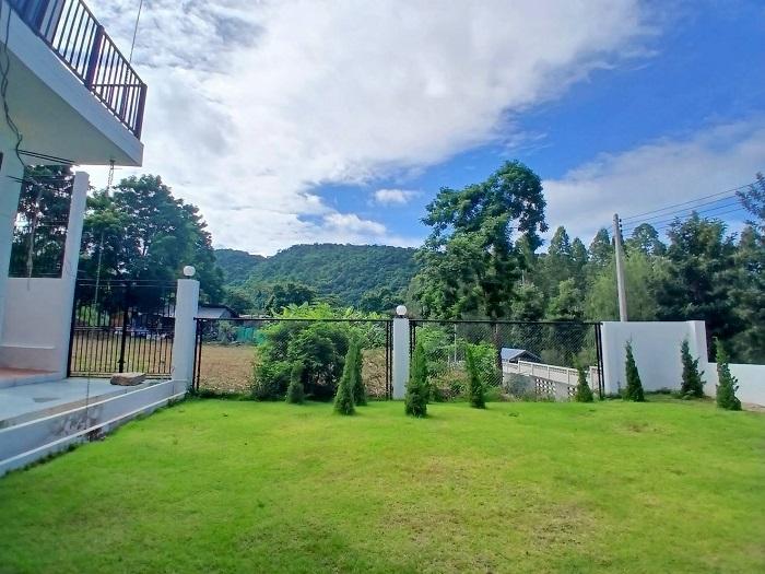 ขายบ้านพร้อมที่ดินเปล่าแปลงใหญ่ ขนาด 955 ตรว เหมาะสำหรับทำรีสอร์ท บ้านพักตากอากาศ ใกล้เขาใหญ่ ปากช่อง นครราชสีมา. 3