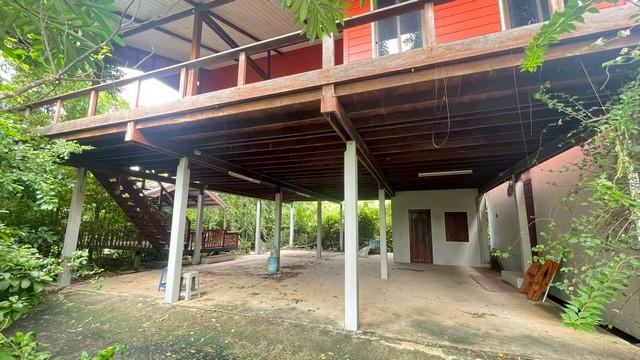 ขายบ้านเดี่ยวพร้อมที่ดินติดคลองและสวน เนื้อที่กว้างใหญ่ 1 ไร่ 170 ตร.ว. ซอยไทยร่มเกล้า ถ.กาญจนาภิเษก บางใหญ่ 1