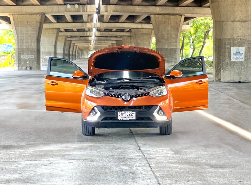 ขายรถ MG GS 2.0D ปี 2017 สีส้ม เกียร์ออโต้ 16